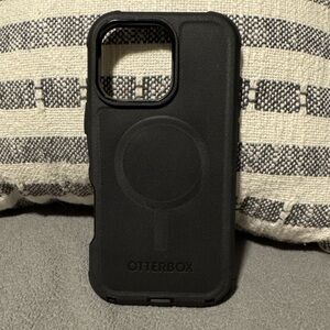 OtterBox Black iPhone 16 Pro Max Case